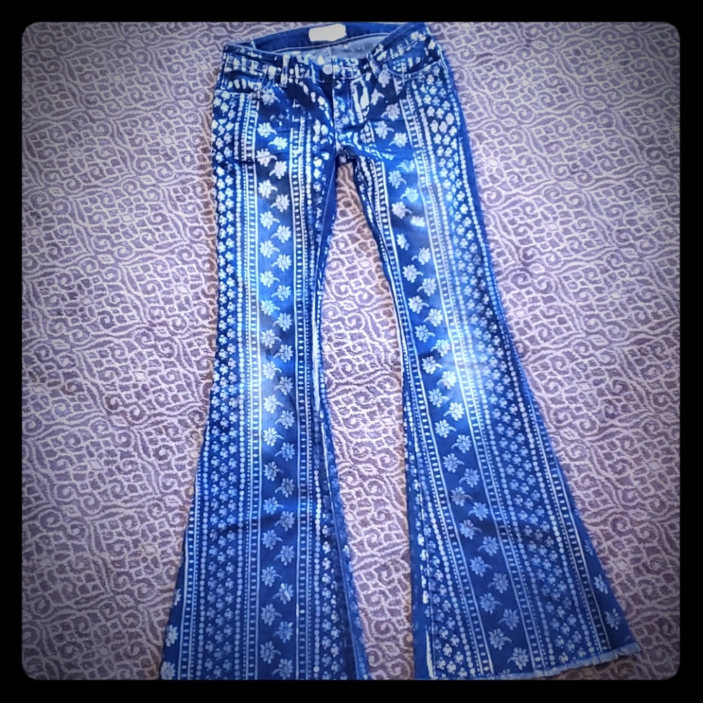 Free people Mantra Bellbottoms 24